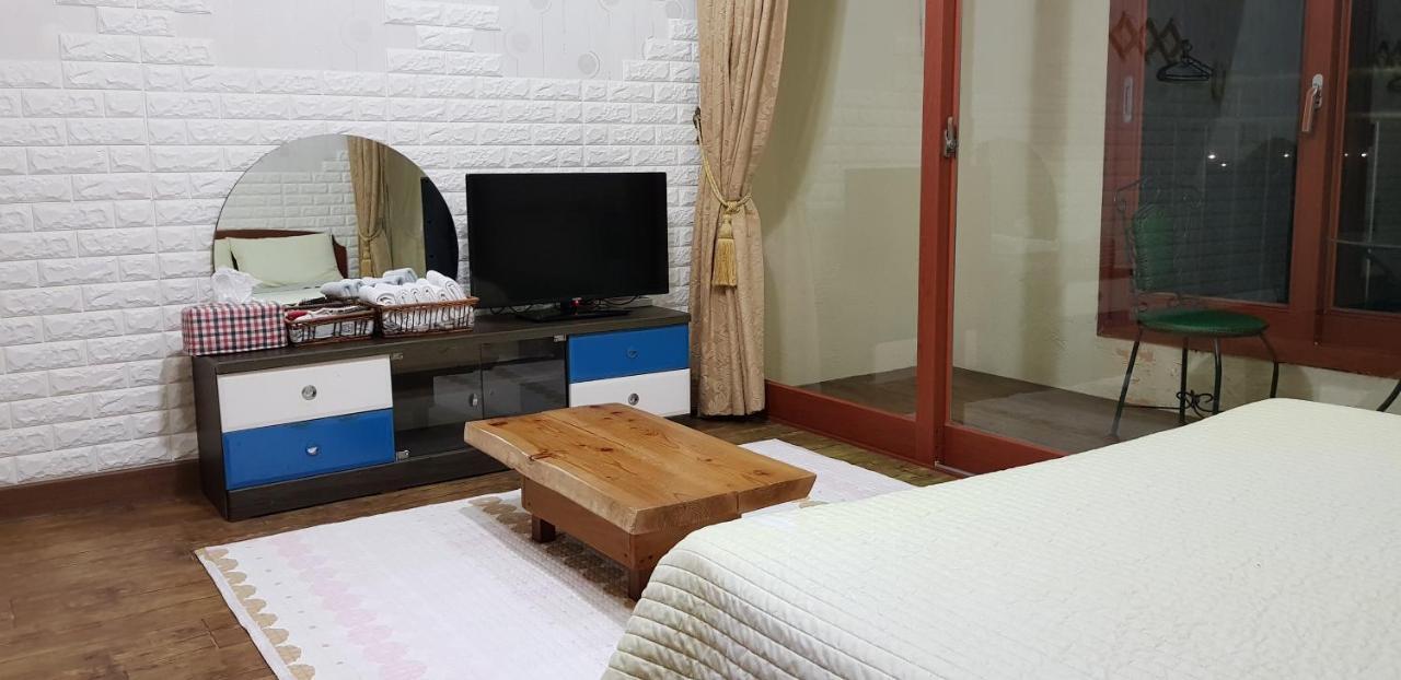 Jun House Hostel Jeju Luaran gambar