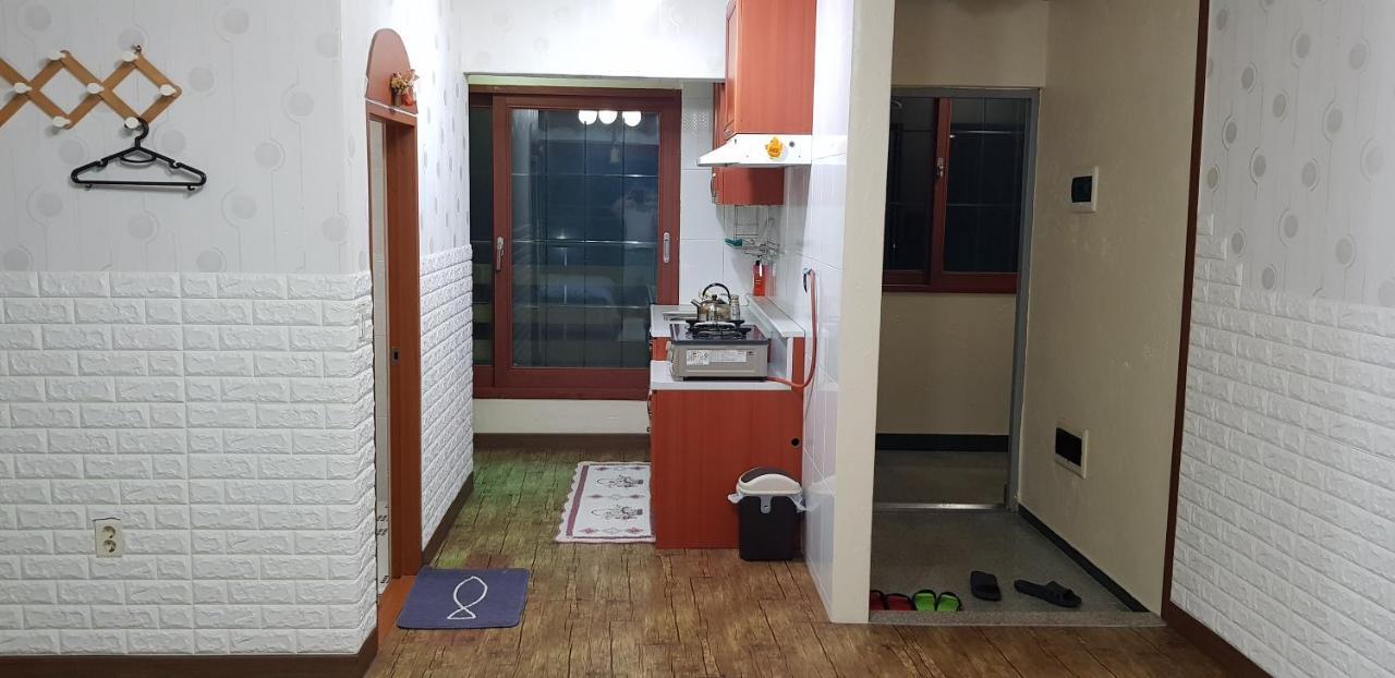 Jun House Hostel Jeju Luaran gambar